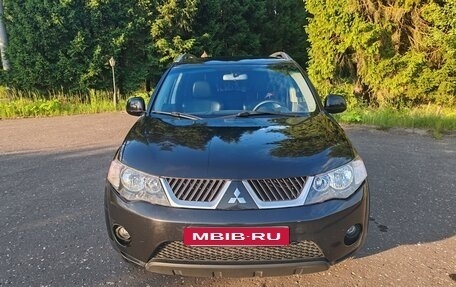 Mitsubishi Outlander III рестайлинг 3, 2008 год, 1 099 000 рублей, 11 фотография