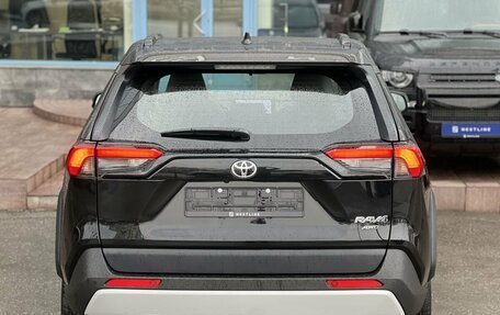 Toyota RAV4, 2025 год, 3 890 000 рублей, 7 фотография