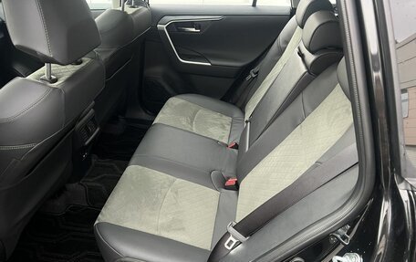 Toyota RAV4, 2025 год, 3 890 000 рублей, 11 фотография