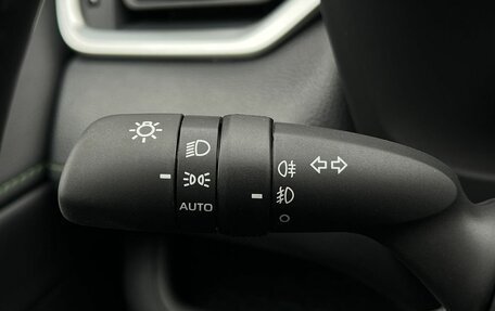 Toyota RAV4, 2025 год, 3 890 000 рублей, 17 фотография