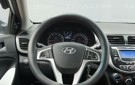 Hyundai Solaris II рестайлинг, 2011 год, 720 000 рублей, 5 фотография