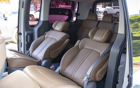 Hyundai Staria, 2021 год, 4 822 000 рублей, 14 фотография