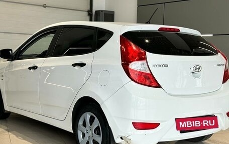 Hyundai Solaris II рестайлинг, 2013 год, 695 990 рублей, 4 фотография