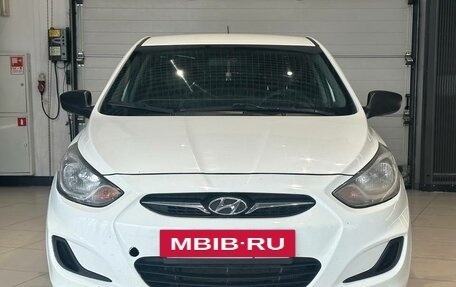 Hyundai Solaris II рестайлинг, 2013 год, 695 990 рублей, 2 фотография