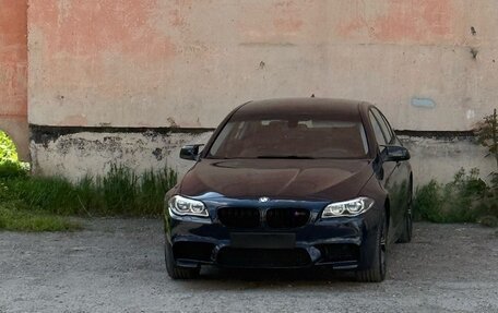 BMW 5 серия, 2010 год, 1 500 000 рублей, 2 фотография