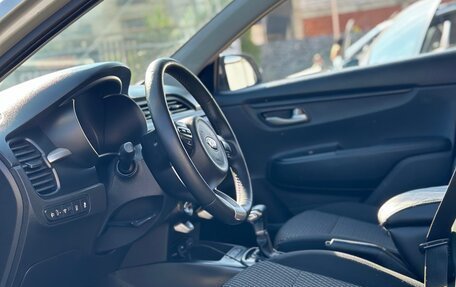 KIA Rio IV, 2018 год, 770 000 рублей, 6 фотография