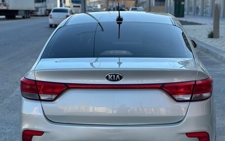 KIA Rio IV, 2018 год, 770 000 рублей, 2 фотография