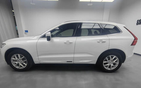 Volvo XC60 II, 2022 год, 2 750 000 рублей, 5 фотография