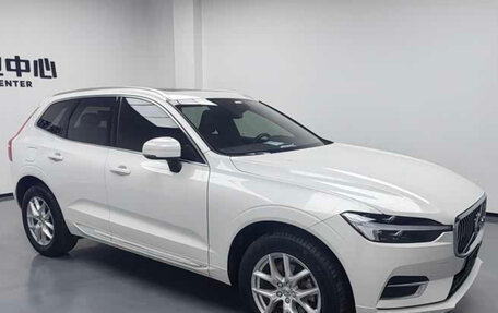 Volvo XC60 II, 2022 год, 2 750 000 рублей, 3 фотография
