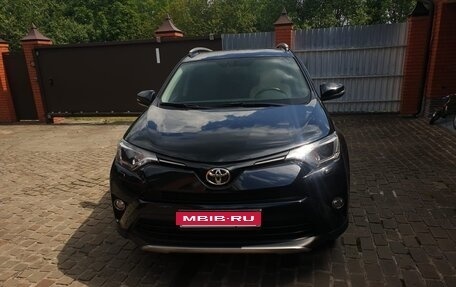 Toyota RAV4, 2017 год, 2 550 000 рублей, 2 фотография