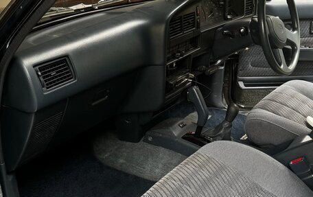 Toyota Hilux Surf III рестайлинг, 1992 год, 1 100 000 рублей, 5 фотография