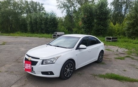 Chevrolet Cruze II, 2011 год, 760 000 рублей, 4 фотография