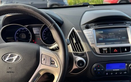 Hyundai ix35 I рестайлинг, 2012 год, 1 200 000 рублей, 12 фотография