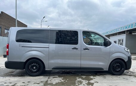 Opel Vivaro, 2020 год, 3 250 000 рублей, 8 фотография