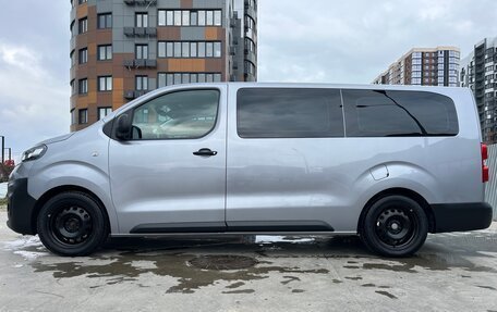 Opel Vivaro, 2020 год, 3 250 000 рублей, 7 фотография