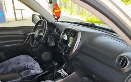 Toyota RAV4, 2005 год, 975 000 рублей, 15 фотография