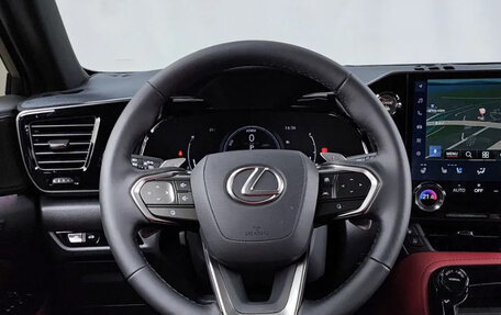 Lexus NX, 2025 год, 7 210 000 рублей, 13 фотография