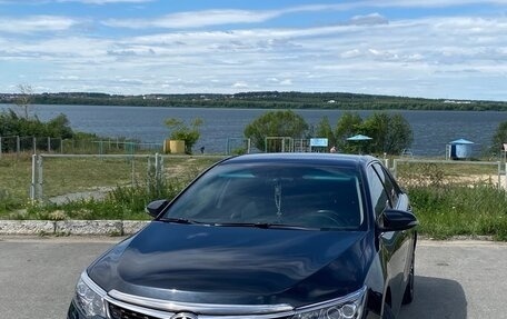 Toyota Camry, 2017 год, 2 690 000 рублей, 2 фотография