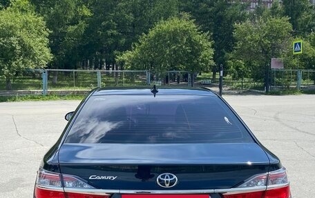 Toyota Camry, 2017 год, 2 690 000 рублей, 7 фотография