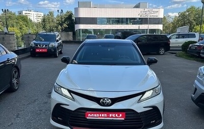 Toyota Camry, 2021 год, 3 690 000 рублей, 1 фотография