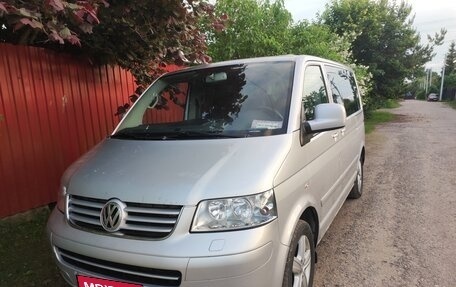 Volkswagen Multivan T5, 2009 год, 1 270 000 рублей, 1 фотография