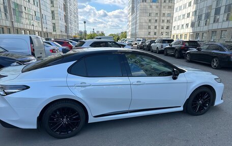 Toyota Camry, 2021 год, 3 690 000 рублей, 5 фотография