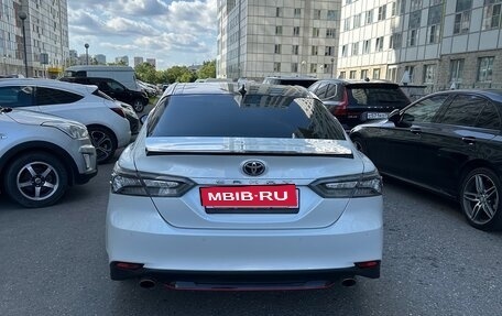 Toyota Camry, 2021 год, 3 690 000 рублей, 4 фотография