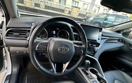 Toyota Camry, 2021 год, 3 690 000 рублей, 20 фотография