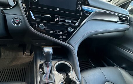 Toyota Camry, 2021 год, 3 690 000 рублей, 19 фотография