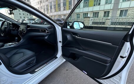 Toyota Camry, 2021 год, 3 690 000 рублей, 24 фотография
