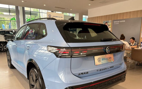 Volkswagen Tiguan, 2024 год, 3 890 000 рублей, 5 фотография