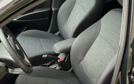 Hyundai Solaris II рестайлинг, 2015 год, 895 000 рублей, 10 фотография