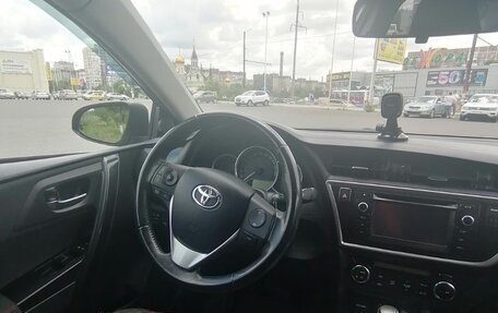 Toyota Auris II, 2013 год, 1 490 000 рублей, 6 фотография
