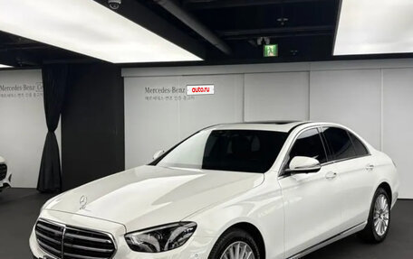Mercedes-Benz E-Класс, 2021 год, 2 999 000 рублей, 2 фотография