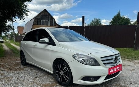 Mercedes-Benz B-Класс, 2014 год, 1 380 000 рублей, 9 фотография