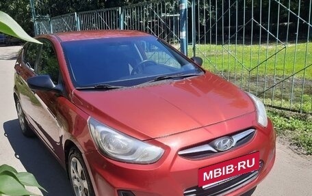 Hyundai Solaris II рестайлинг, 2012 год, 830 000 рублей, 3 фотография