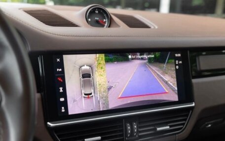 Porsche Cayenne III, 2022 год, 10 300 000 рублей, 11 фотография