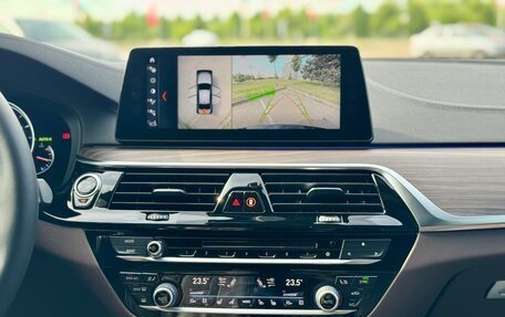 BMW 5 серия, 2018 год, 3 575 000 рублей, 31 фотография