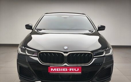 BMW 5 серия, 2021 год, 6 500 000 рублей, 2 фотография
