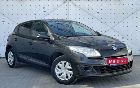 Renault Megane III, 2014 год, 870 000 рублей, 2 фотография