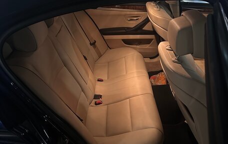 BMW 5 серия, 2010 год, 1 500 000 рублей, 12 фотография