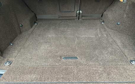 Land Rover Range Rover III, 2012 год, 2 750 000 рублей, 26 фотография