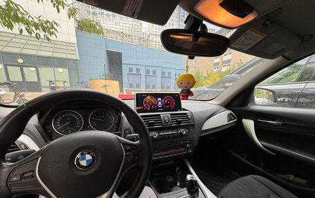 BMW 1 серия, 2011 год, 900 000 рублей, 9 фотография