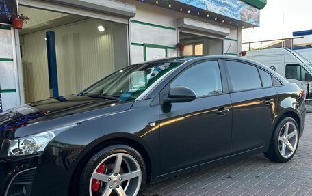 Chevrolet Cruze II, 2013 год, 800 000 рублей, 1 фотография