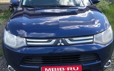 Mitsubishi Outlander III рестайлинг 3, 2014 год, 1 190 000 рублей, 1 фотография