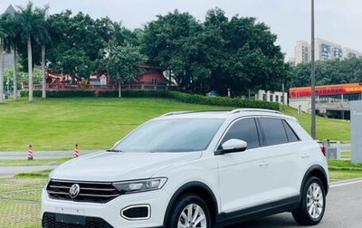 Volkswagen T-Roc I, 2021 год, 1 850 000 рублей, 1 фотография