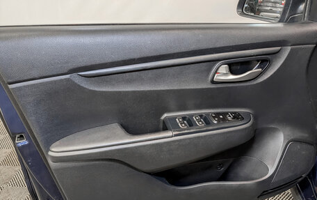 KIA Rio IV, 2021 год, 1 095 000 рублей, 18 фотография