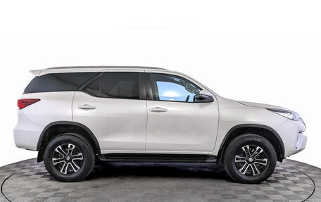 Toyota Fortuner II, 2019 год, 3 000 000 рублей, 4 фотография