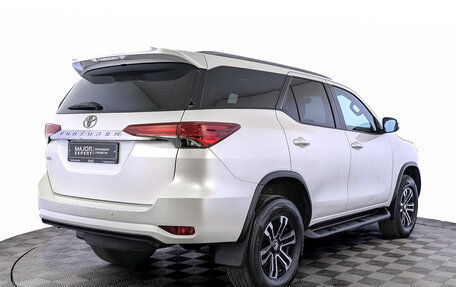 Toyota Fortuner II, 2019 год, 3 000 000 рублей, 5 фотография