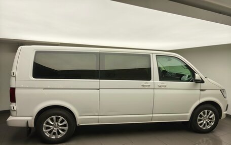 Volkswagen Caravelle T6 рестайлинг, 2018 год, 2 849 000 рублей, 5 фотография